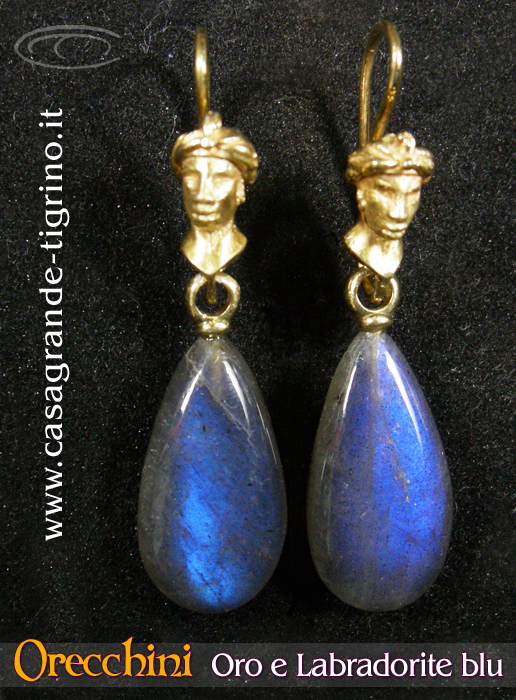Marco_Casagrande_Orafo_orecchini_testa_di_moro_oro_labradorite_blu
